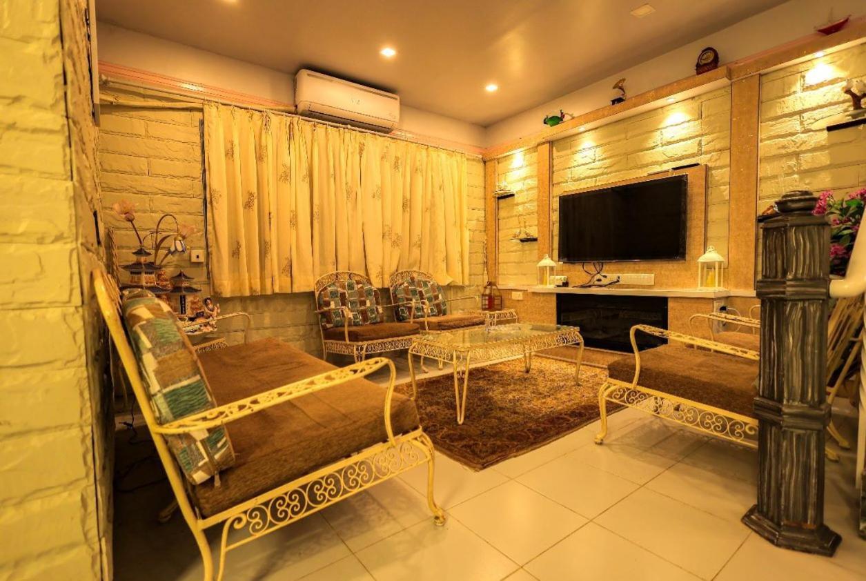 Valleycrest Villa With Swimming Pool Mahābaleshwar Exterior foto